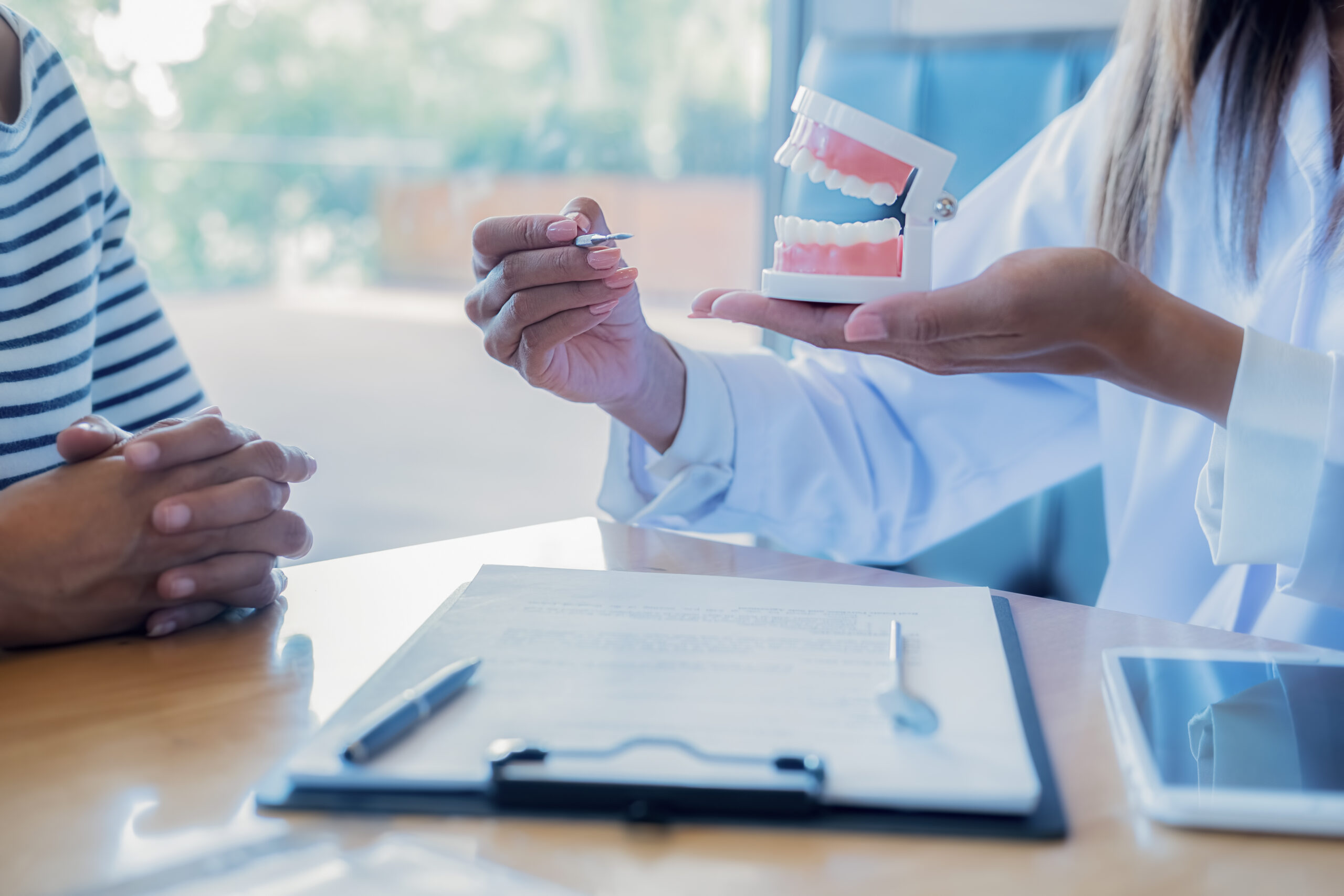 Conseil de soins dentaires preventifs pour les residents de kenitra Centre dentaire Bekkali