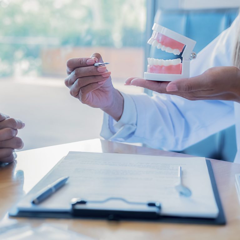 Conseil de soins dentaires preventifs pour les residents de kenitra Centre dentaire Bekkali